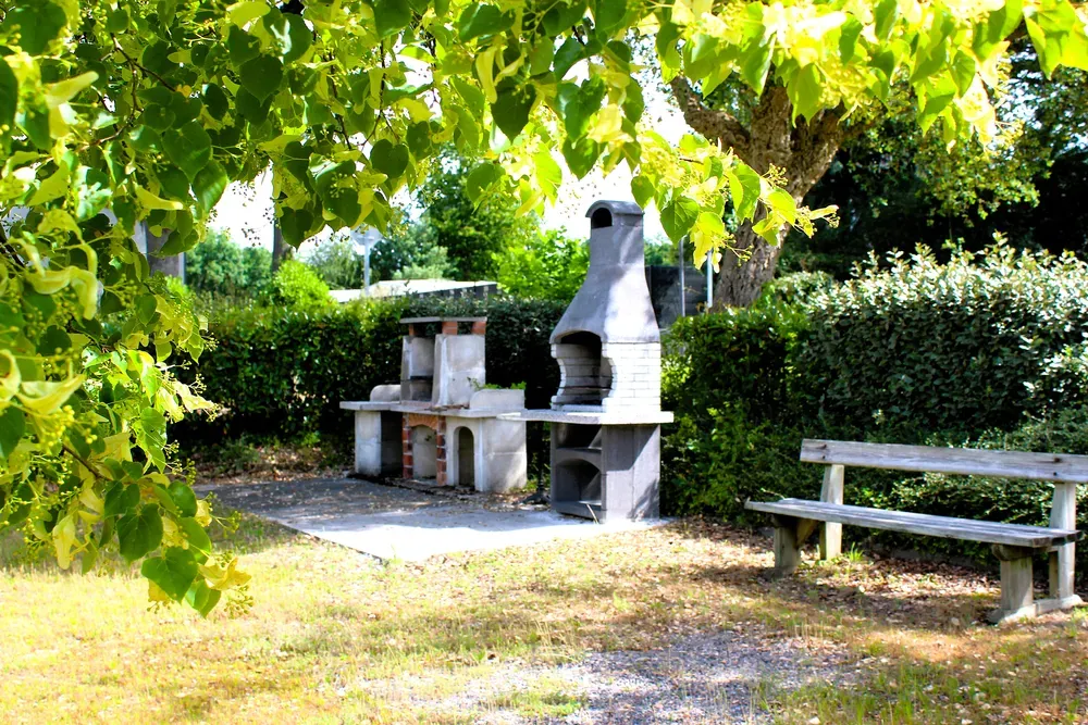 Espace jeux au sein du camping les ouches 85